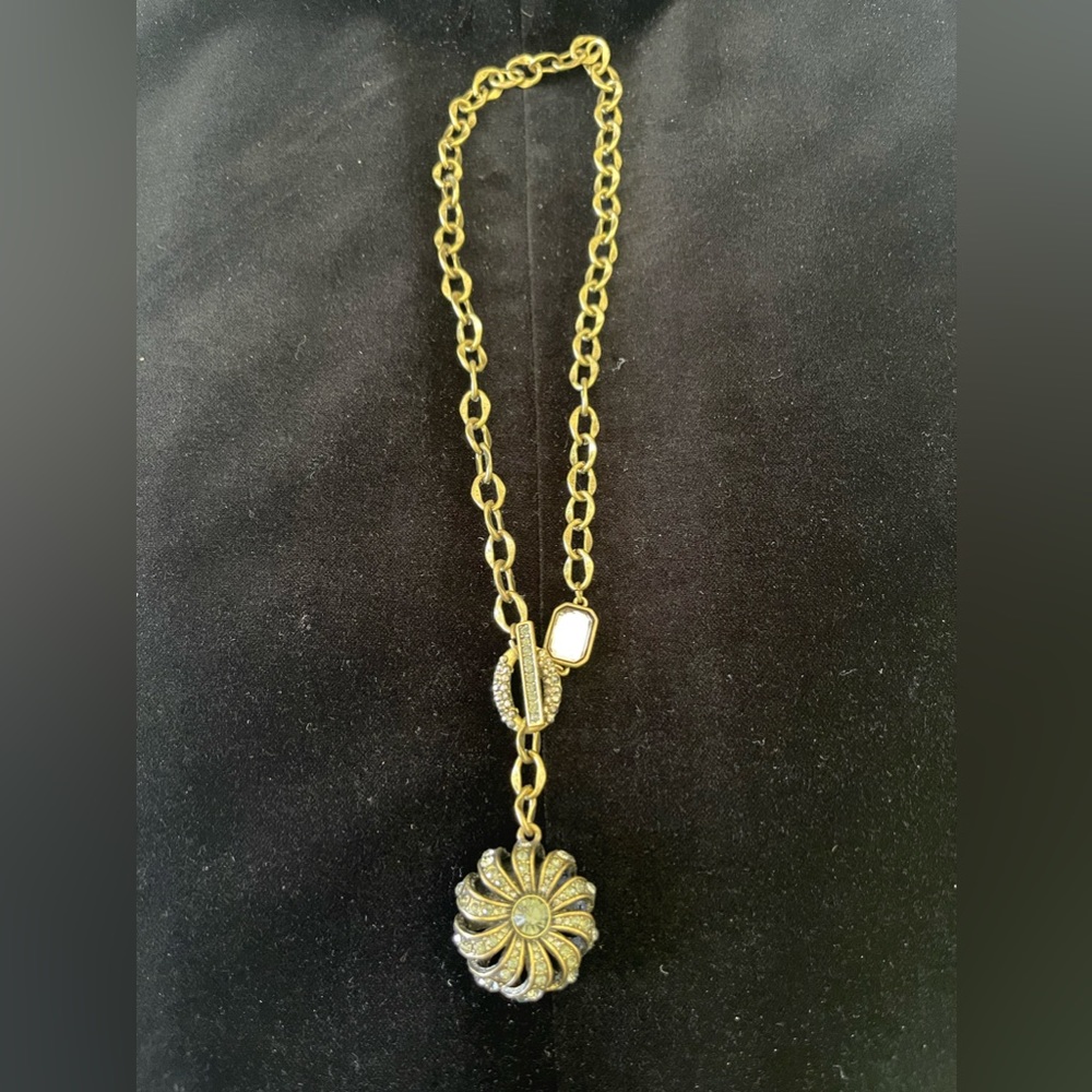 Vintage Style Statement Necklace Toggle Closure With Gems
